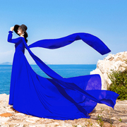 复古别致设计感宝蓝色v领长袖连衣裙女纯色，雪纺海边度假旅拍长裙