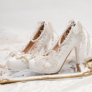 白色洛丽塔花嫁新娘高跟鞋，蕾丝蝴蝶结lo珍珠圆头，浅口法式少女单鞋