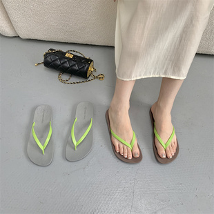 泰国进口时尚细带人字拖，女士夏季显瘦防滑夹脚拖鞋，外穿沙滩鞋