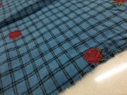 刺绣全棉时装面料 蓝色正方格子底红色花朵立体绣花拉毛纯棉布料