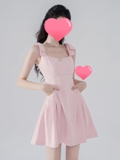 女装设计感小众气质名媛法式收腰显瘦温柔粉色吊带连衣裙夏季