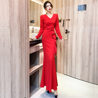 礼服长裙优雅气质，v领长袖荷叶边修身高腰，显瘦鱼尾红色连衣裙