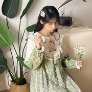 森系复古绿色碎花连衣裙，温柔双层蕾丝刺绣，娃娃领少女显瘦气质长裙