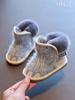 儿童雪地靴冬季男宝宝0-3岁加绒加厚棉鞋中小童4-6岁女时尚棉靴2