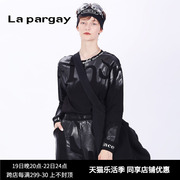 Lapargay纳帕佳2024女装春季黑白色胶印长袖圆领上衣休闲卫衣