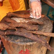 云南傣旺小锤木棰干巴，1000g木锤牛肉干，五香麻辣风干牛肉