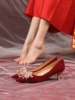 红色结婚鞋新娘鞋女中法式秀禾婚纱，两穿孕妇低跟敬酒服高跟鞋