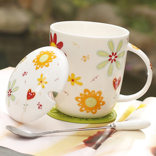 创意马克杯陶瓷杯子，带盖带勺子大号，水杯咖啡杯奶茶杯实用