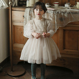 欧美法式春秋款女童宝宝甜美蕾丝公主网纱裙灯笼袖长袖连衣裙子
