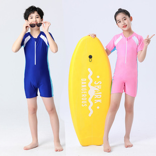 儿童泳衣男童女童中大童连体短袖泡温泉沙滩防晒小学生泳装