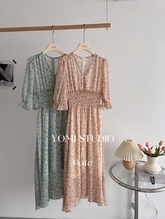 yomi法式复古雪纺连衣裙，2023夏季韩版高腰，显瘦中长款v领短袖