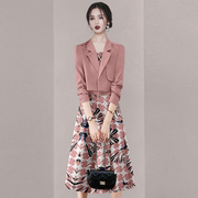 MeiXi定制秋季气质套装女2023粉色外套无袖印花连衣裙减龄两件套