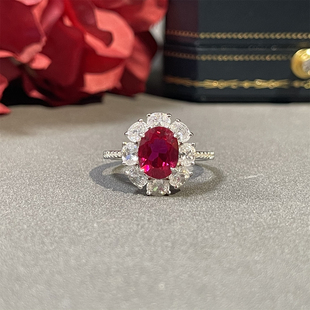 2克拉鸽血红色戒指s925纯银，培育高碳钻红宝色彩宝，高级感钻戒指环