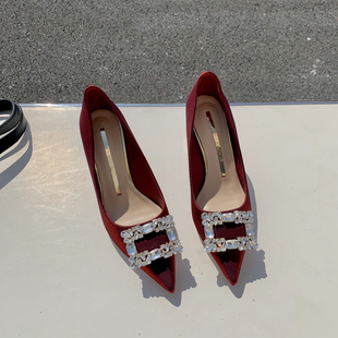 法式红色高跟鞋婚鞋2022年高级感水钻伴娘鞋日常可穿尖头单鞋