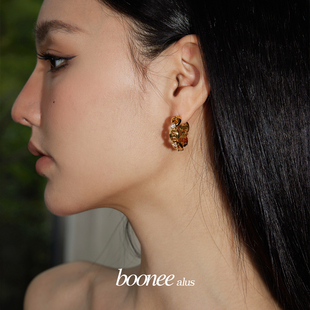Boonee alus精致高级感金属时尚通勤百搭猪鼻子宝石耳扣耳圈耳环