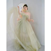 绿色晚礼服女2023高级感法式在逃公主风成人礼敬酒服新娘婚纱