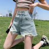 浅蓝色破洞牛仔短裤女2024年夏季高腰设计感阔腿a字辣妹热裤