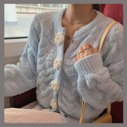 韩版立体花朵毛衣女(毛衣女)针织衫，女装圆领山茶花，纽扣外套甜美外穿潮开衫