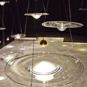 北欧水滴餐厅吊灯单头吧台玻璃卧室床头现代极简艺术个性飞碟灯具