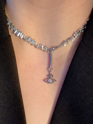 ff22高版本(高版本)西太后锆石水钻土星项链，手链感轻奢锁骨链女