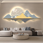 现代轻奢客厅背，有靠山装饰画福鹿沙发，背景墙壁画led发光氛围灯画