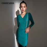 香莎CHANSARR 法式优雅气质女裙 舒适修身 简约V领褶皱针织连衣裙
