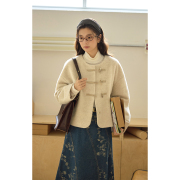 solighter 法式全羊毛牛角扣短款毛呢外套女2025新款小个子外套