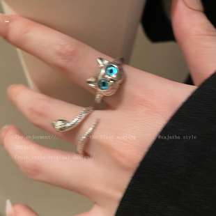 猫咪小蛇戒指女小众设计轻奢高级感时尚个性冷淡，风食指戒独特指环