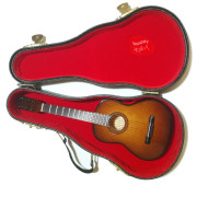 创意手工小吉他摆件精致吉他礼物可爱掌中小吉他工艺品模型音乐