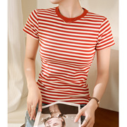 红色条纹t恤女夏季2023年休闲韩版宽松圆领，短袖ins潮体恤上衣