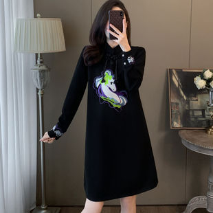 春季黑色刺绣小马图案旗袍领气质高端长袖连衣裙小个子清新潮