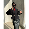 wangxo黑色设计感西装，女2023年冬季时尚，收腰显瘦短款西服外套