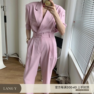 langy2022夏季设计感薄款短袖西服九分哈伦，裤两件套宽松连身裤女