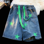 夏季时尚休闲牛仔短裤，女宽松显瘦五分裤，百搭绿色星星印花潮