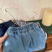 网红儿童短裤2023夏季男女童，刺绣牛仔短裤宝宝条纹五分裤。