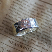 铁头的店e.m925纯银戒指，纯手工凹凸亮面款水晶，镶嵌情侣日系指环