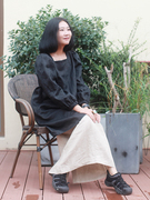 姜欢设计秋款黑色苎麻方领公主袖优雅复古气质名媛风连衣裙