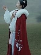 长款加厚长袄斗篷外套中国风红白色，毛领披风古装冬装汉服女仙气