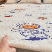 爆牛奶珊瑚绒床垫冬季加厚珊瑚绒垫被垫毯床褥，儿童法兰绒软垫子品