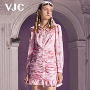VJC/威杰思2023春夏女装粉红色气质翻领碎花抽褶修身连衣裙