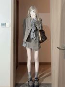 秋季穿搭短款两件套2023韩版复古感竖条纹，短裙西装套装女秋冬