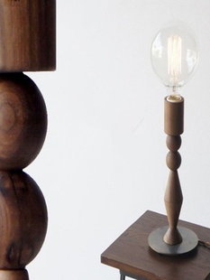 日式制造手工黑桃木质台灯创意，设计感实桌灯，床头灯北欧艺术装饰灯