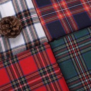 涤棉圣诞红色格子布料衬衫裤子，裙子服装面料餐桌布背景，布手工(布手工)材料