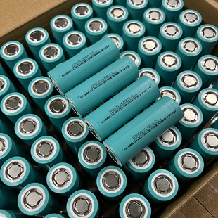 中比26700铁锂电池，4500mah平头3.2v3c放电锂电池