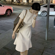 欧洲站白色鱼尾裙子2023年夏季女装别致高高级(高高级)圆领显瘦连衣裙
