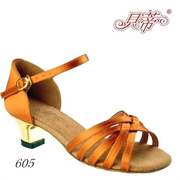 贝蒂舞鞋女童拉丁鞋，605款深肤色恰恰国标舞比赛表演鞋软底