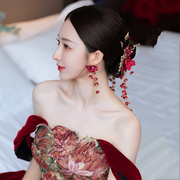 新娘礼服头饰中式复古酒，红色花朵串珠流苏，发夹耳环结婚敬酒服配饰