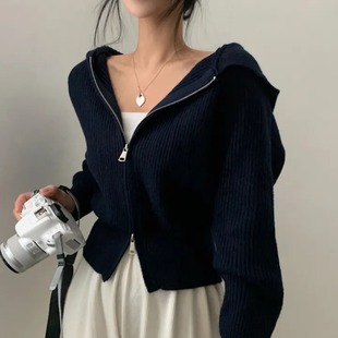 韩国chic秋季法式减龄设计感双拉链连帽针织，开衫修身短款毛衣外套