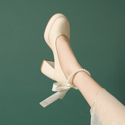 法式玛丽珍女鞋2024气质，单鞋白色婚鞋配裙子，防水台粗跟高跟鞋