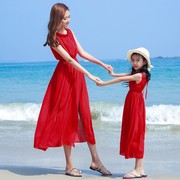 海边亲子装连衣裙2023夏季雪纺，三亚度假长裙，洋气母女装沙滩裙